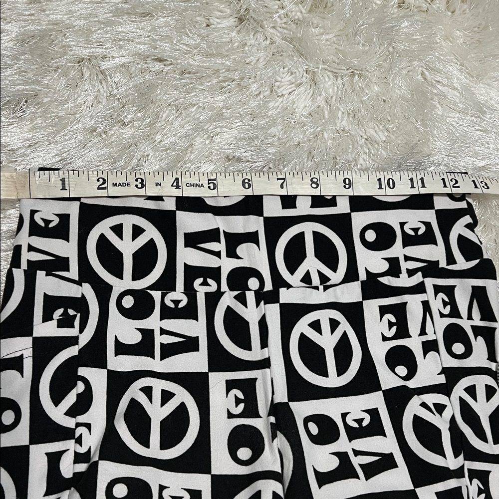 BUNDLE of 2 Print Brushed Fabric High Rise Stretchy Bike Shorts Small (3-5) - Picture 12 of 12